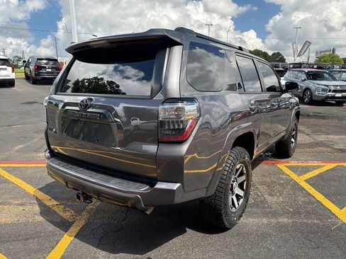 Used 2021 Toyota 4Runner TRD Off-Road Premium image 6