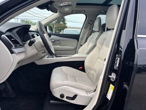 Used 2023 Volvo XC90 B5 Core w/ Protection Package Premier AWD/4WD image 18