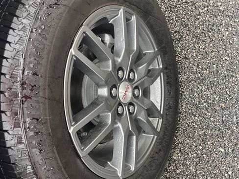 Used 2026 GMC Acadia Elevation w/ LPO, Floor Liner Package FWD image 31