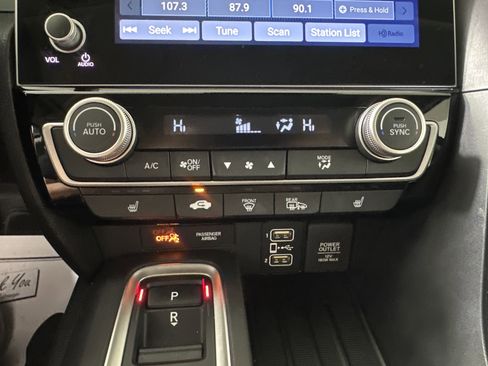 Used 2022 Honda Insight Touring image 18