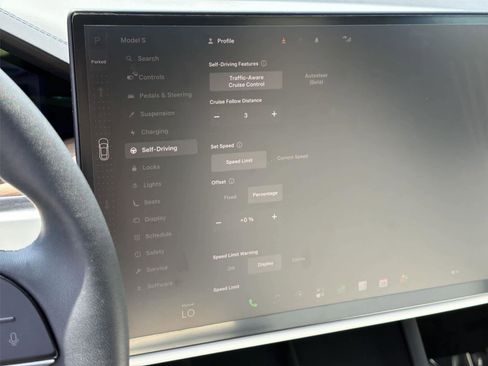Used 2024 Tesla Model S AWD/4WD image 39
