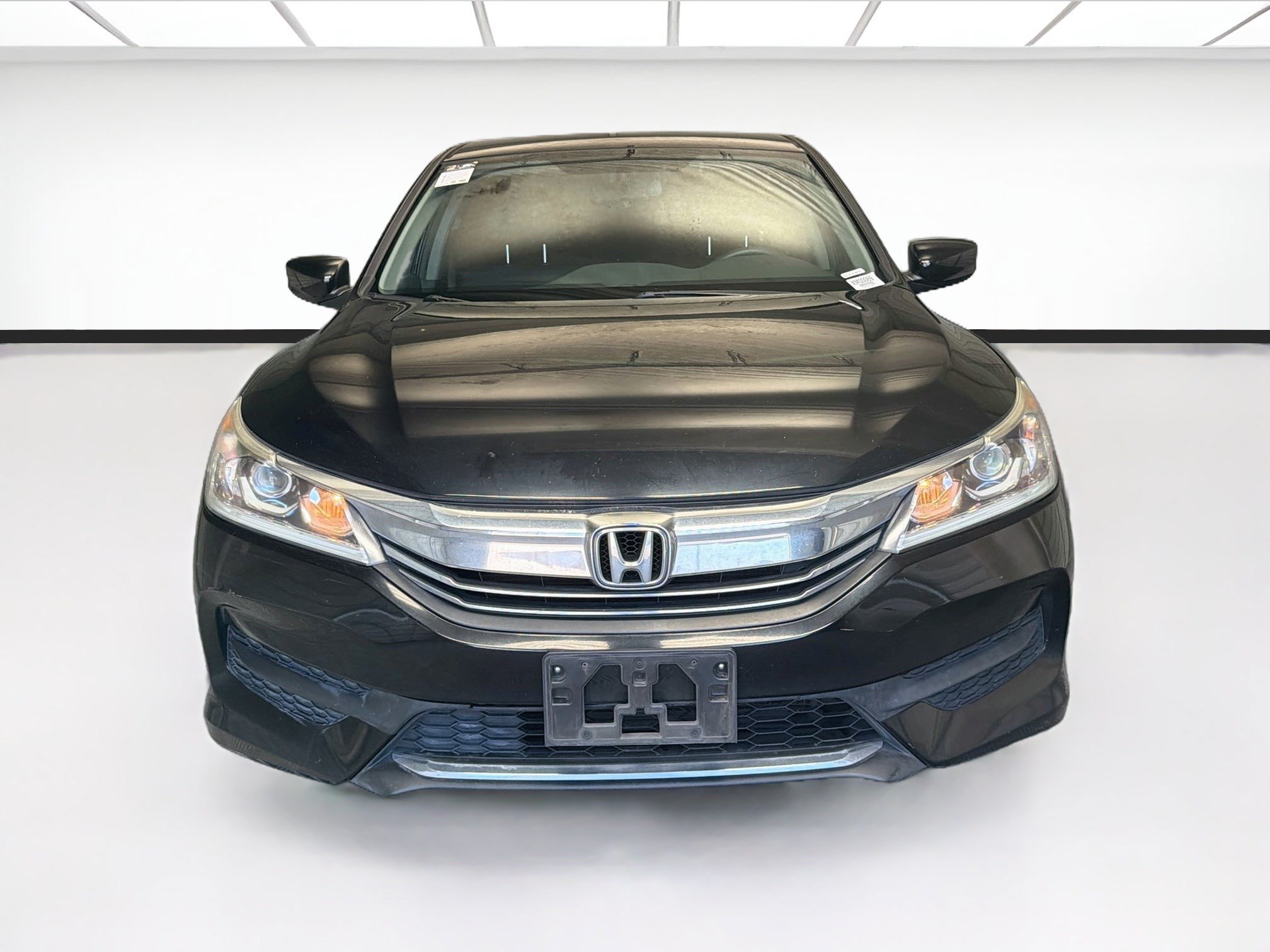 Used 2016 Honda Accord LX image 2
