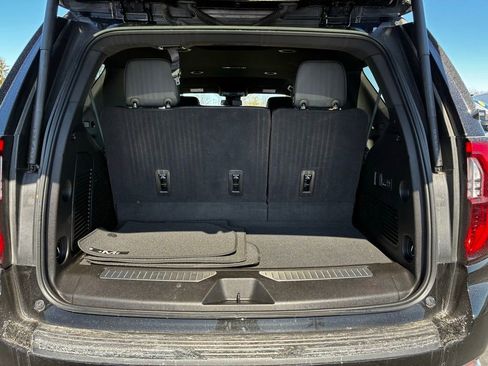 Used 2025 GMC Yukon Denali image 33