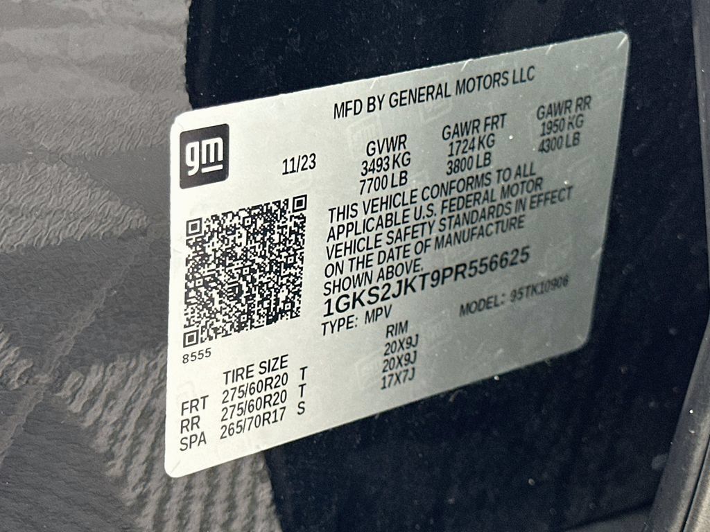 Used 2023 GMC Yukon XL Denali AWD/4WD image 34