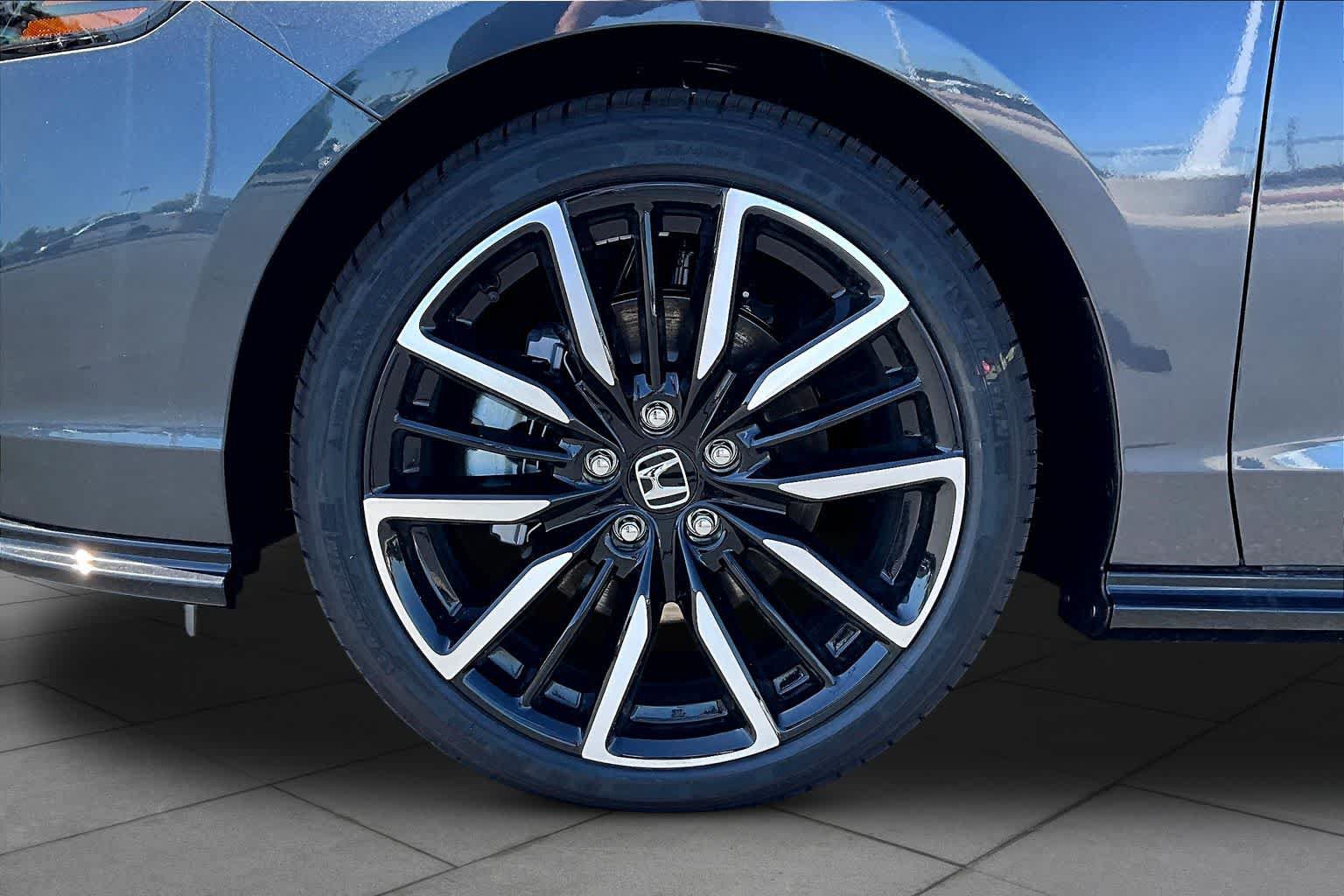 New 2026 Honda Accord Touring image 11