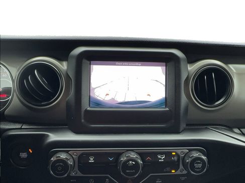 Used 2022 Jeep Wrangler Sport AWD/4WD image 44