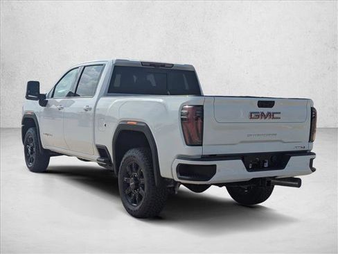 New 2026 GMC Sierra 2500 AT4 w/ Technology Package image 10