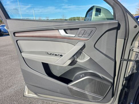 Certified 2023 Audi Q5 2.0T Premium Plus w/ Premium Plus Package image 25