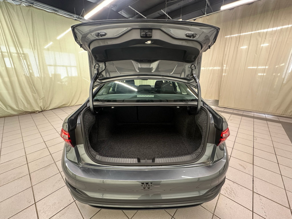 Used 2026 Volkswagen Jetta S FWD image 10
