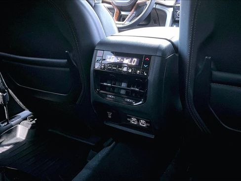 Certified 2023 Jeep Grand Cherokee L Summit AWD/4WD image 20