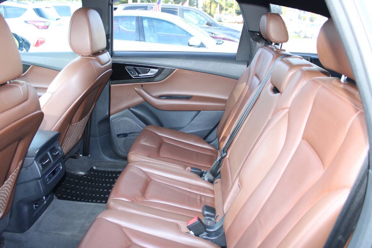 Used 2019 Audi Q7 3.0T Premium Plus AWD/4WD image 20