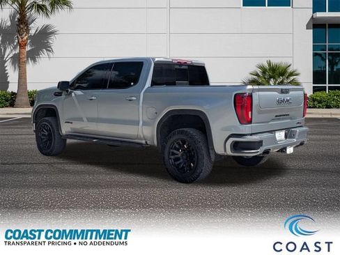 Used 2024 GMC Sierra 1500 AT4 w/ Technology Package AWD/4WD image 8