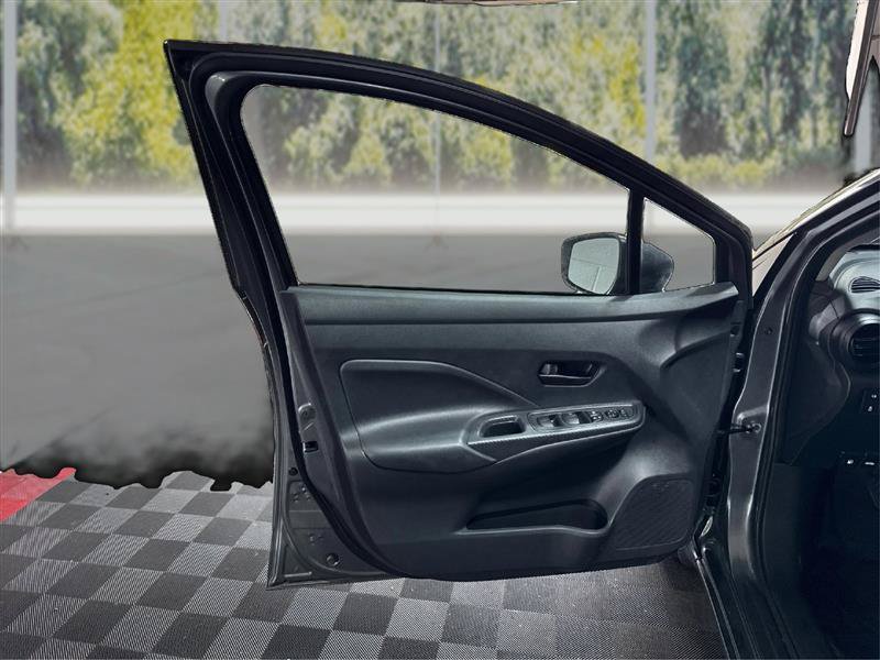 Used 2024 Nissan Versa S FWD image 20