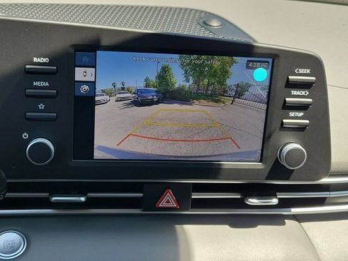 New 2026 Hyundai Elantra Sport FWD image 12