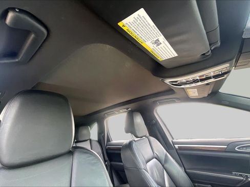 Used 2013 Porsche Cayenne S AWD/4WD image 12