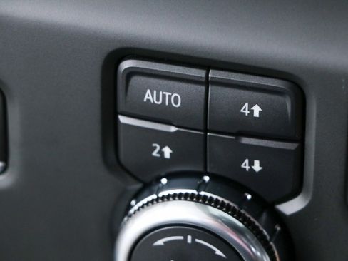 Used 2023 GMC Sierra 1500 Denali AWD/4WD image 23