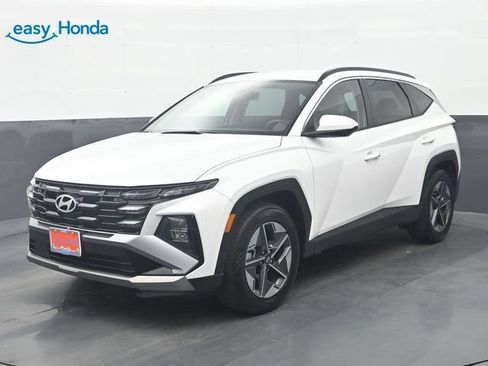 Used 2026 Hyundai Tucson SEL Plus FWD image 3