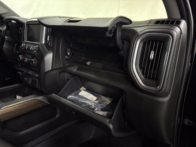 Used 2019 Chevrolet Silverado 1500 LT Trail Boss AWD/4WD image 32