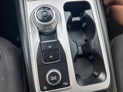 Used 2023 Ford Explorer XLT image 21
