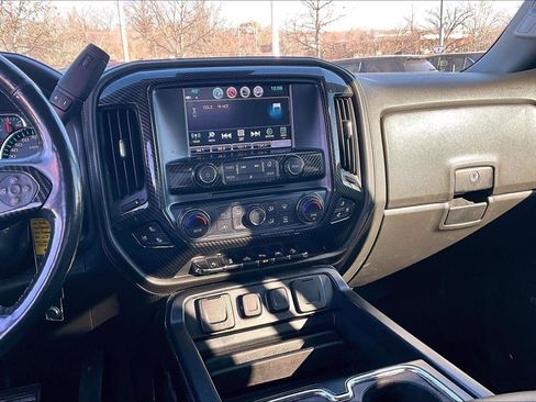 Used 2018 Chevrolet Silverado 1500 LTZ Z71 w/ LTZ Plus Package image 6