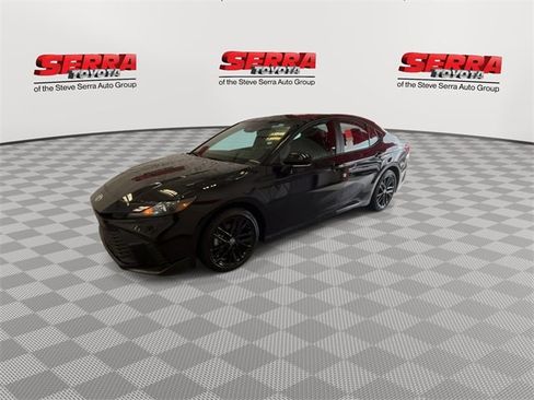 New 2026 Toyota Camry SE image 9