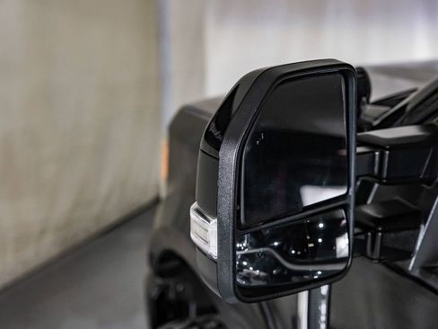 Used 2020 Ford F250 Lariat w/ Lariat Ultimate Package image 44