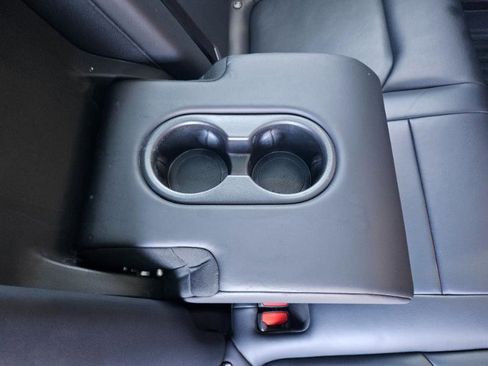 Used 2023 Tesla Model Y RWD image 63