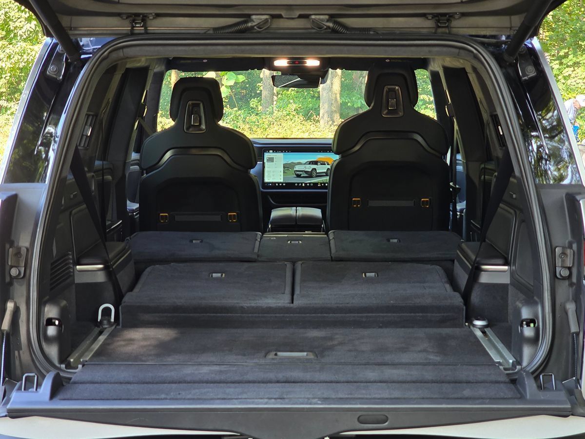 Used 2023 Rivian R1S Adventure Quad AWD/4WD image 58