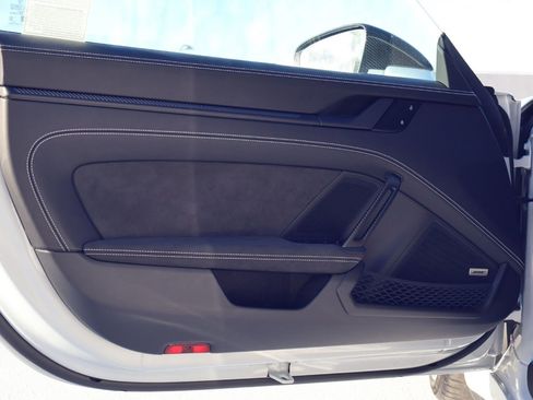 New 2026 Porsche 911 GT3 image 13