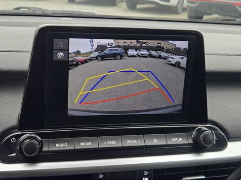 Certified 2023 Kia Forte LXS w/ LXS Technology Package image 17