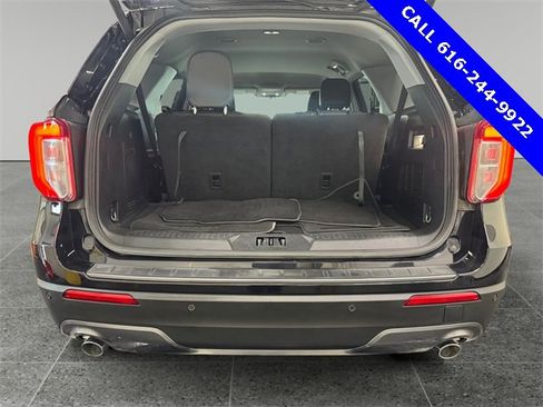 Used 2023 Ford Explorer XLT w/ Equipment Group 202A image 15
