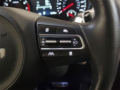 Used 2023 Kia Stinger GT2 image 28