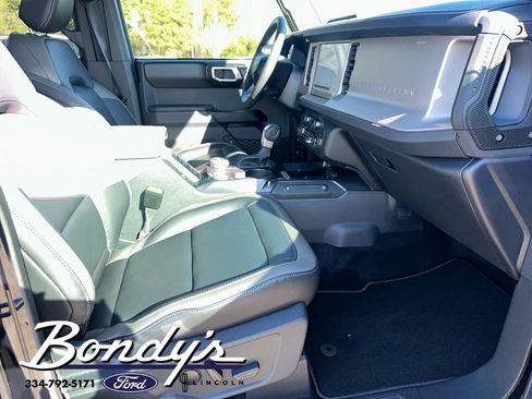 New 2025 Ford Bronco Outer Banks image 14