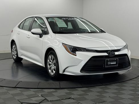 Certified 2026 Toyota Corolla LE FWD image 8