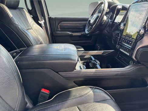 Used 2020 RAM 2500 Limited AWD/4WD image 33