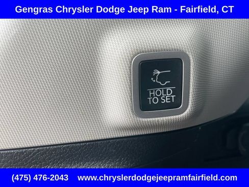 Certified 2023 Jeep Grand Cherokee Limited w/ Luxury Tech Group II AWD/4WD image 31