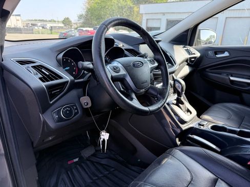 Used 2013 Ford Escape Titanium w/ Parking Technology Pkg FWD image 17