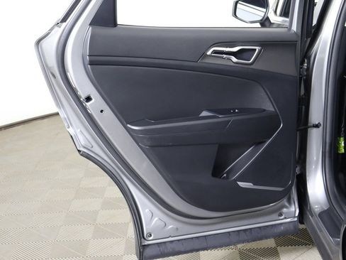 Used 2023 Kia Sportage LX image 23