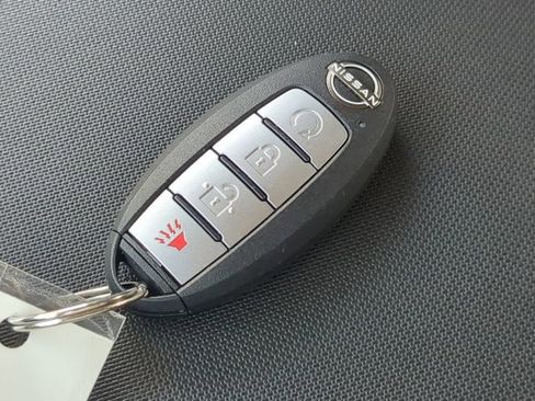 Certified 2024 Nissan Frontier SV w/ SV Convenience Package image 28