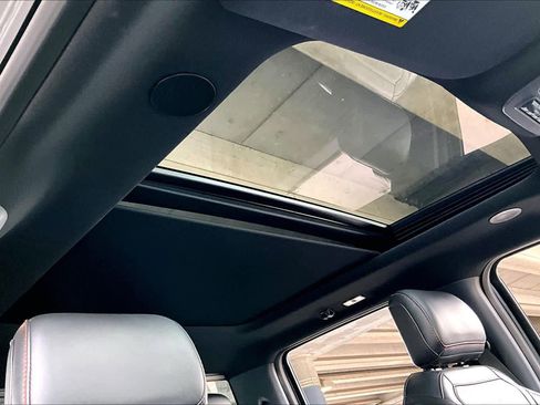 Used 2024 Ford F150 Raptor image 13