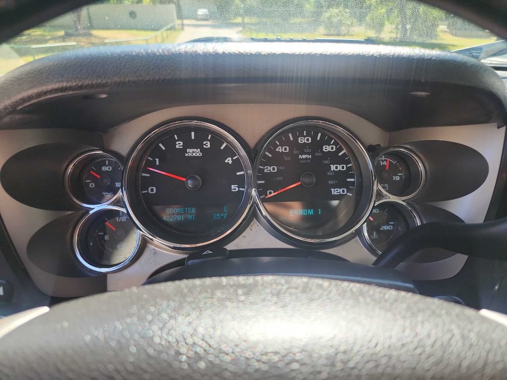 Used 2009 Chevrolet Silverado 2500 LT w/ Exterior Plus Package AWD/4WD image 25