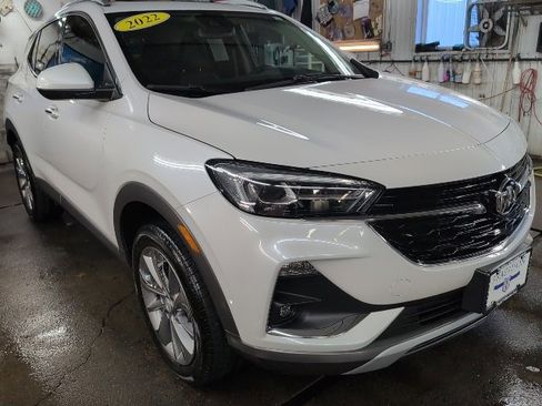 Certified 2022 Buick Encore GX Essence w/ Experience Buick Package image 6