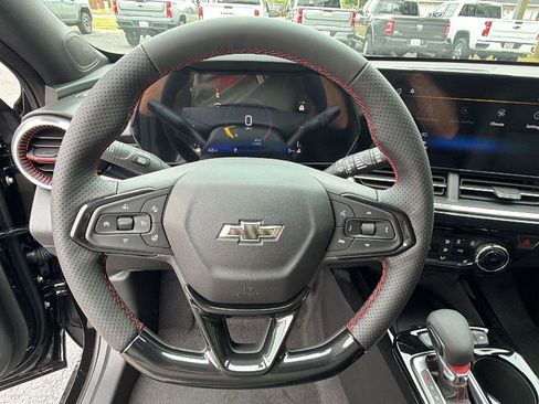 New 2026 Chevrolet Trax RS FWD image 20