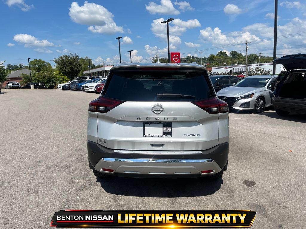 Used 2023 Nissan Rogue Platinum w/ Platinum Premium Package FWD image 8