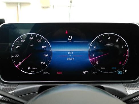 Used 2022 Mercedes-Benz C 300 Sedan image 38