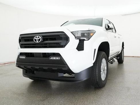 New 2026 Toyota Tacoma SR5 AWD/4WD image 32