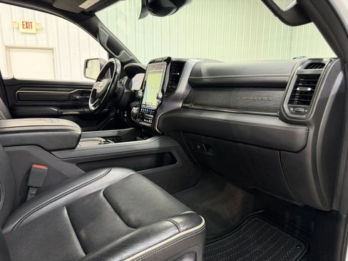 Used 2021 RAM 1500 Limited w/ Body Color Bumper Group AWD/4WD image 14