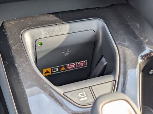 New 2025 Toyota Crown Signia image 19