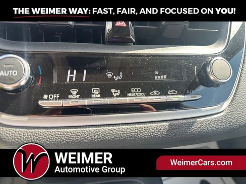 Used 2023 Toyota Corolla LE FWD image 23
