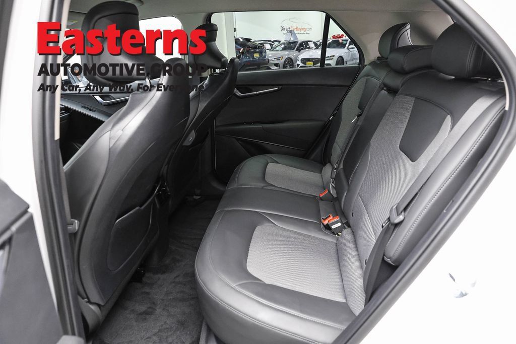 Used 2024 Kia Niro Wind w/ Wind Preserve Package FWD image 21
